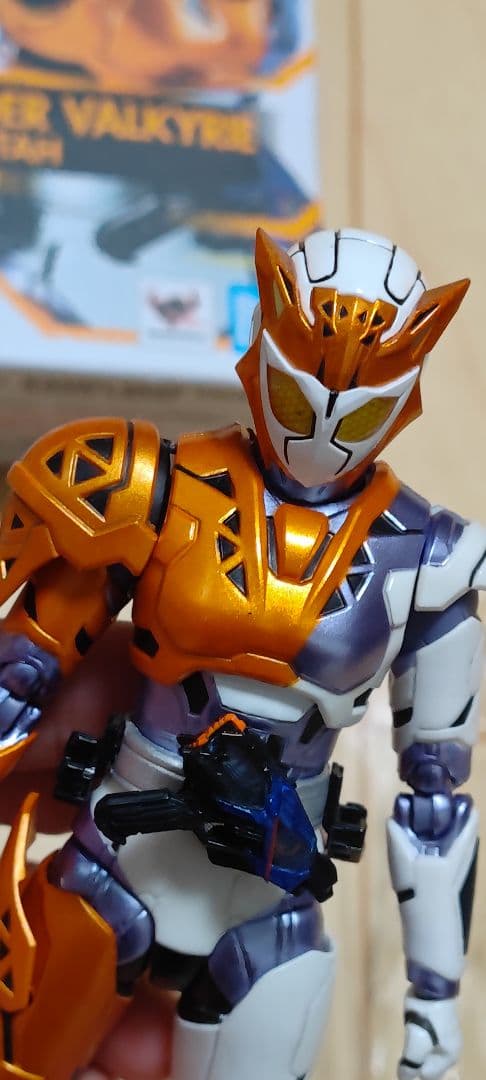 仮面ライダーバルキリー　ラッシングチーター　ゼロワン　フィギュアーツ