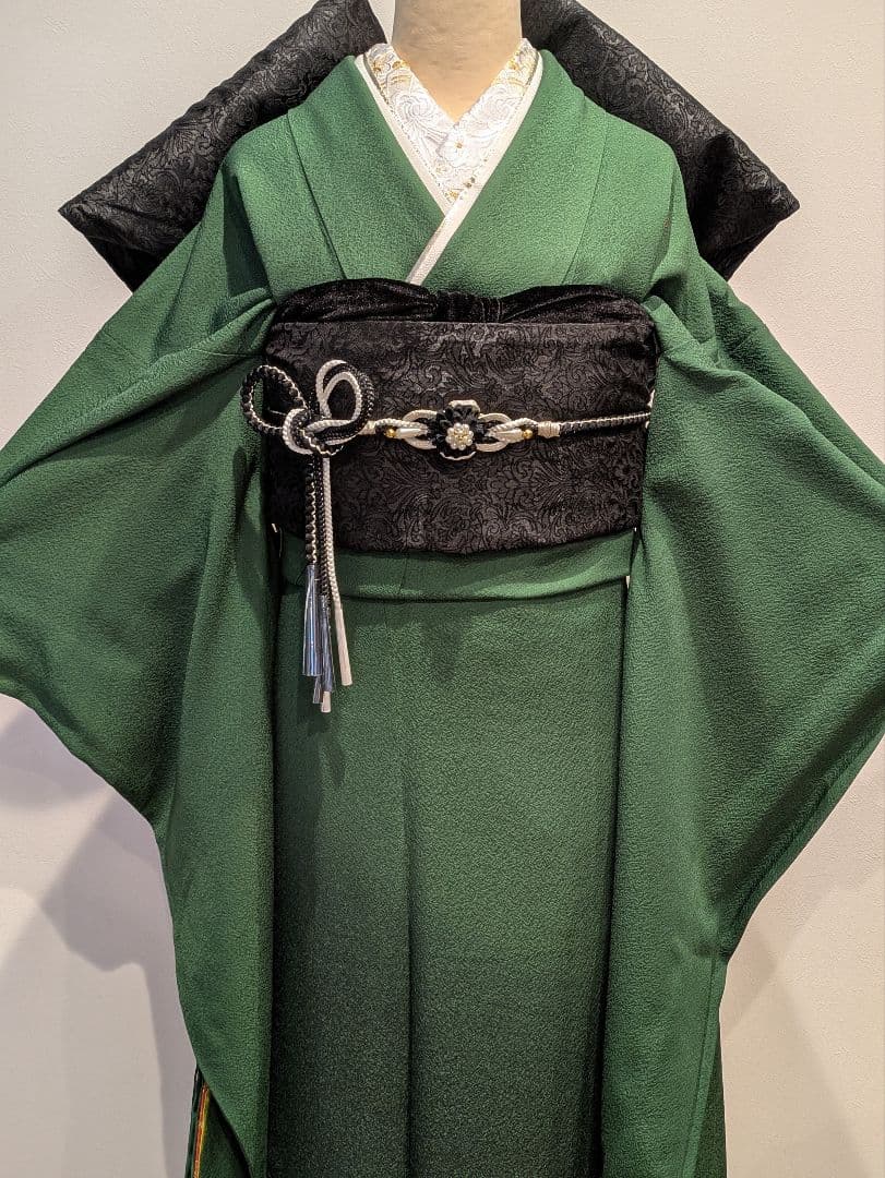 振袖フルセット 身丈165裄69.5 色無地 緑 三つ紋 逸品 - メルカリ