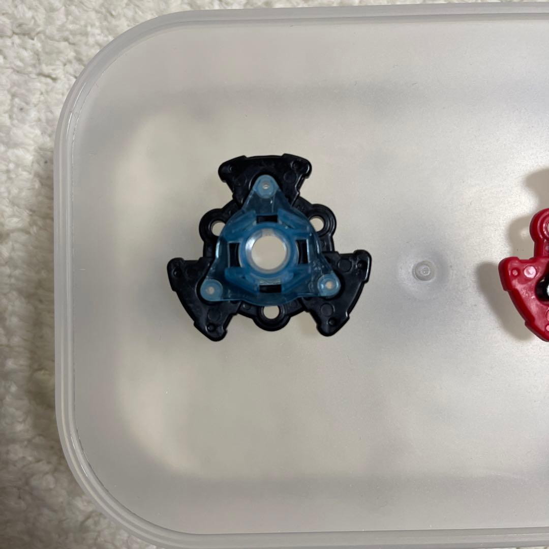 メタルファイトベイブレード　WBBA 大会入賞　激レア　限定カラー　トラック２種