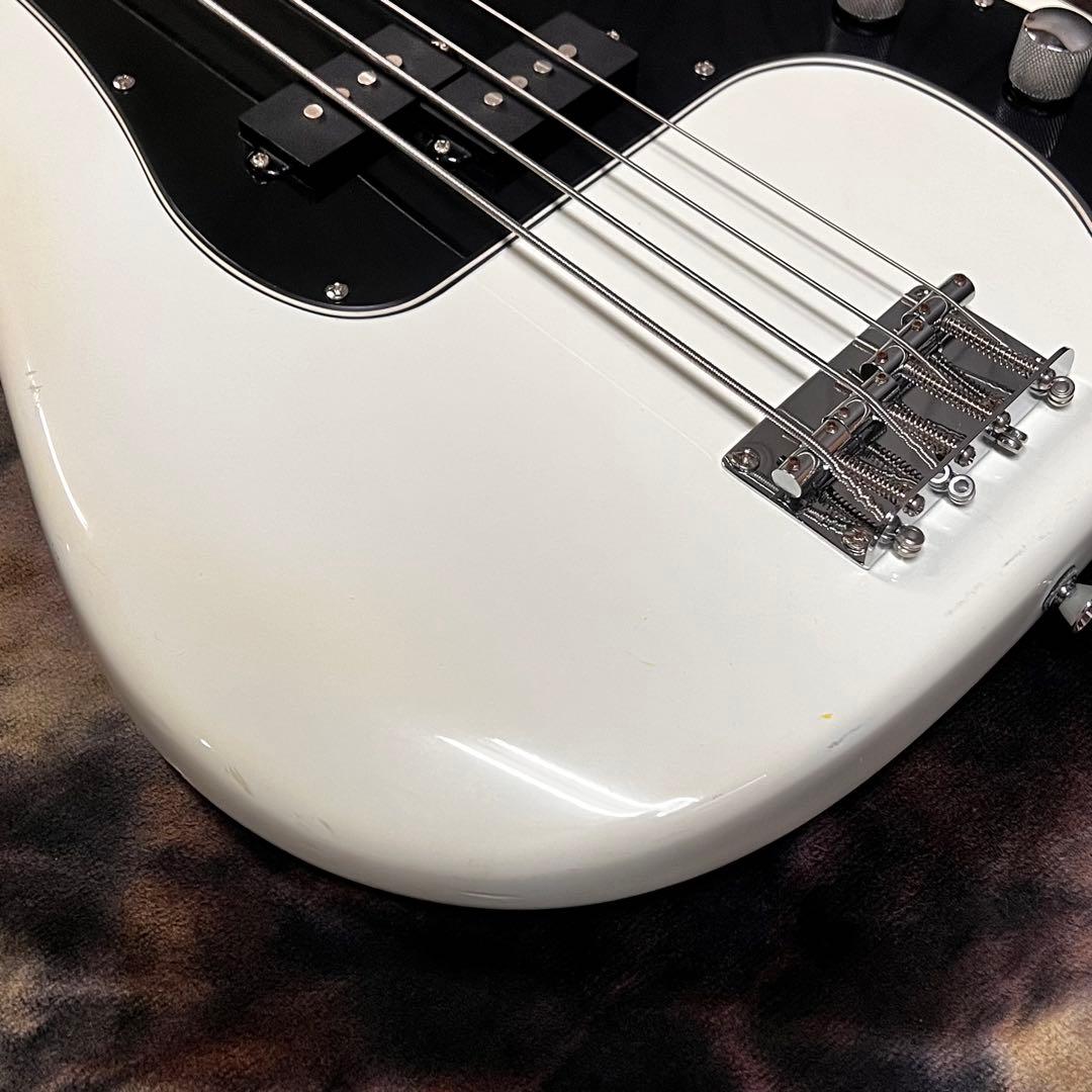 FENDER プレシジョン ベース セルダー プレシジョンベース 白 管AF