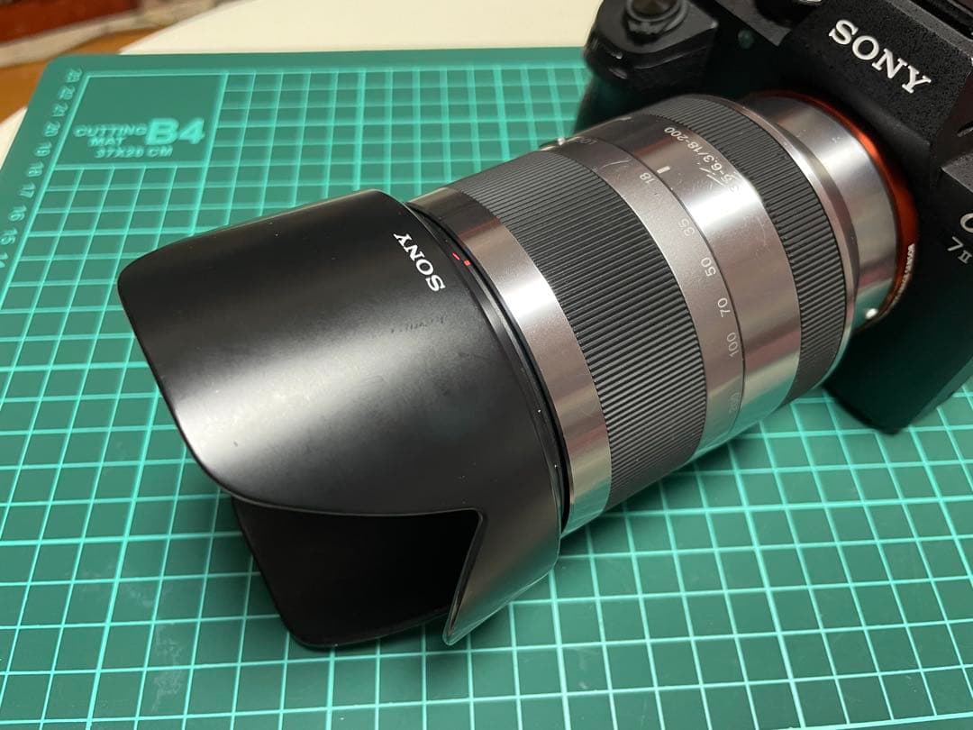 SONY E18-200mm F3.5-6.3 OSS （APS-C）