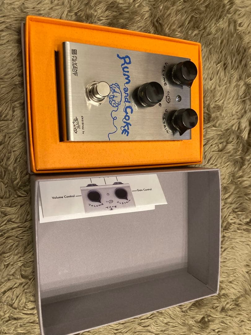 Flying Teapot Rum and Coke Green Compact Effects⁄Muff-Style Fuzz