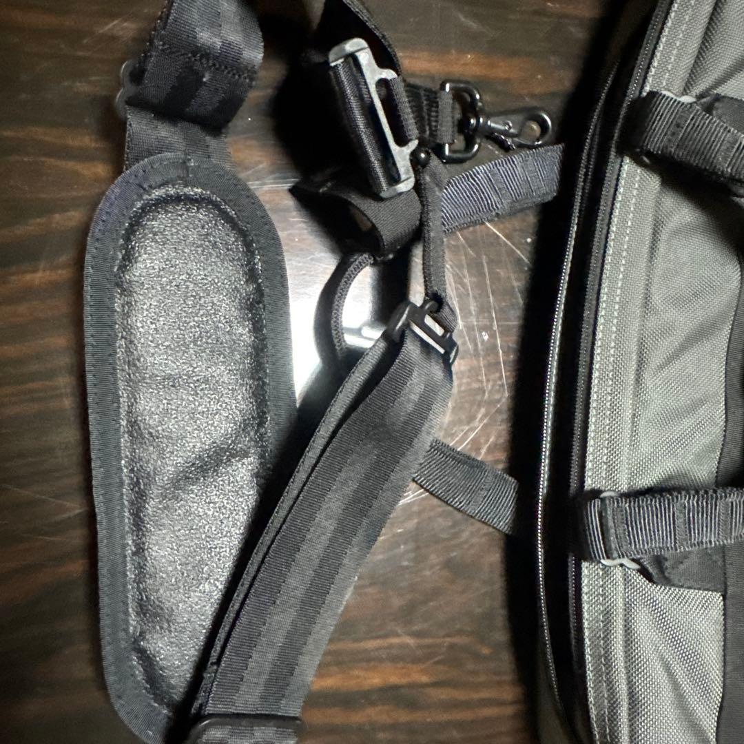 BRIEFING B4 OVER TRIP オーバートリップ ほぼ未使用