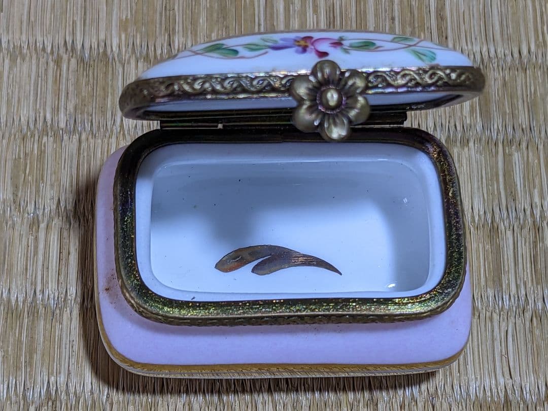 ♢リモージュ フランス製 デュバリー磁器 4足トリンケットボックス