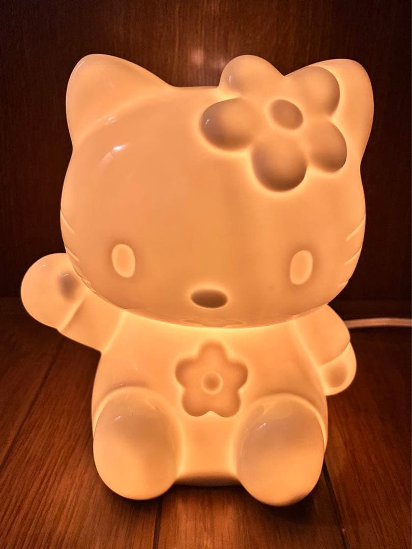 美品】レトロ ハローキティ 陶器製ライト 1998年 - メルカリ