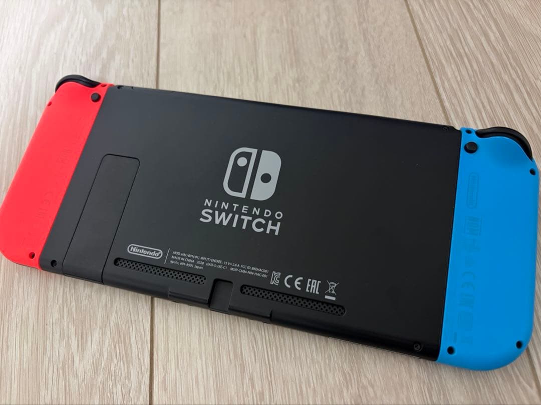 Nintendo Switch 本体 マイクロSDカード 純正ケース付き