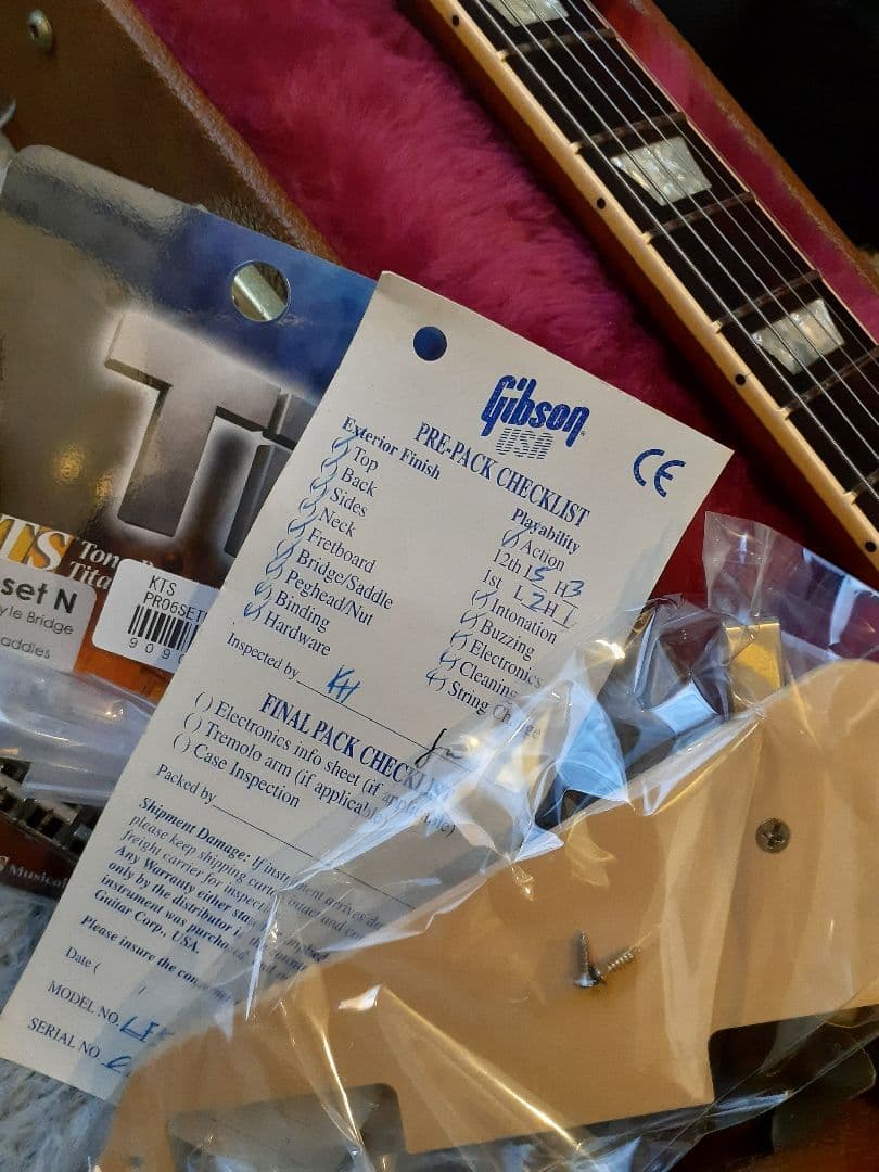 ギター Gibson Les Paul Standard Gold Top 2001