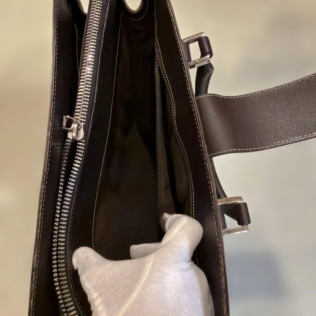 美品　グッチ　Gucci GGパターン ビジネスバッグ　ノートパソコン収納