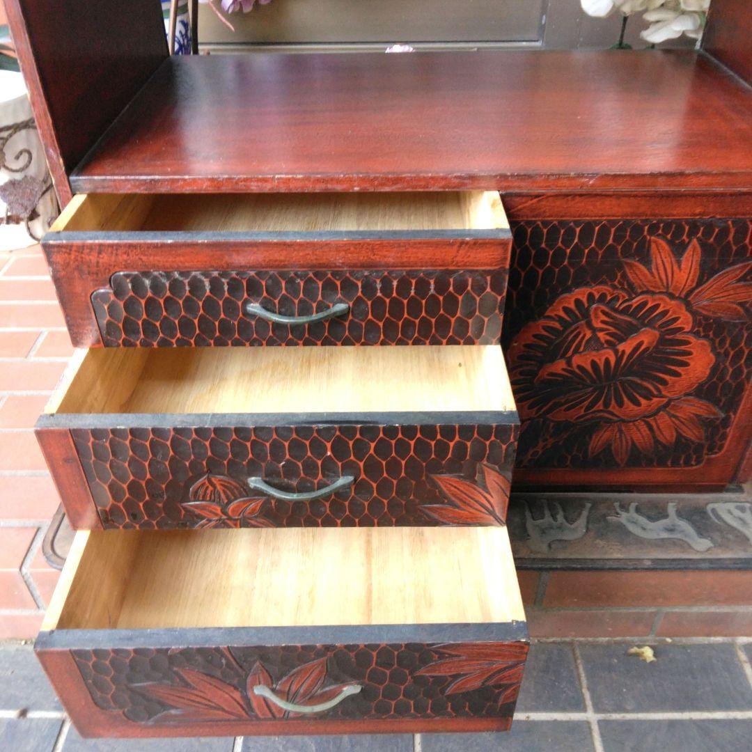 鎌倉彫の 小型 茶箪笥、整理棚 または、テレビ台 ( お正月プレゼント付き）