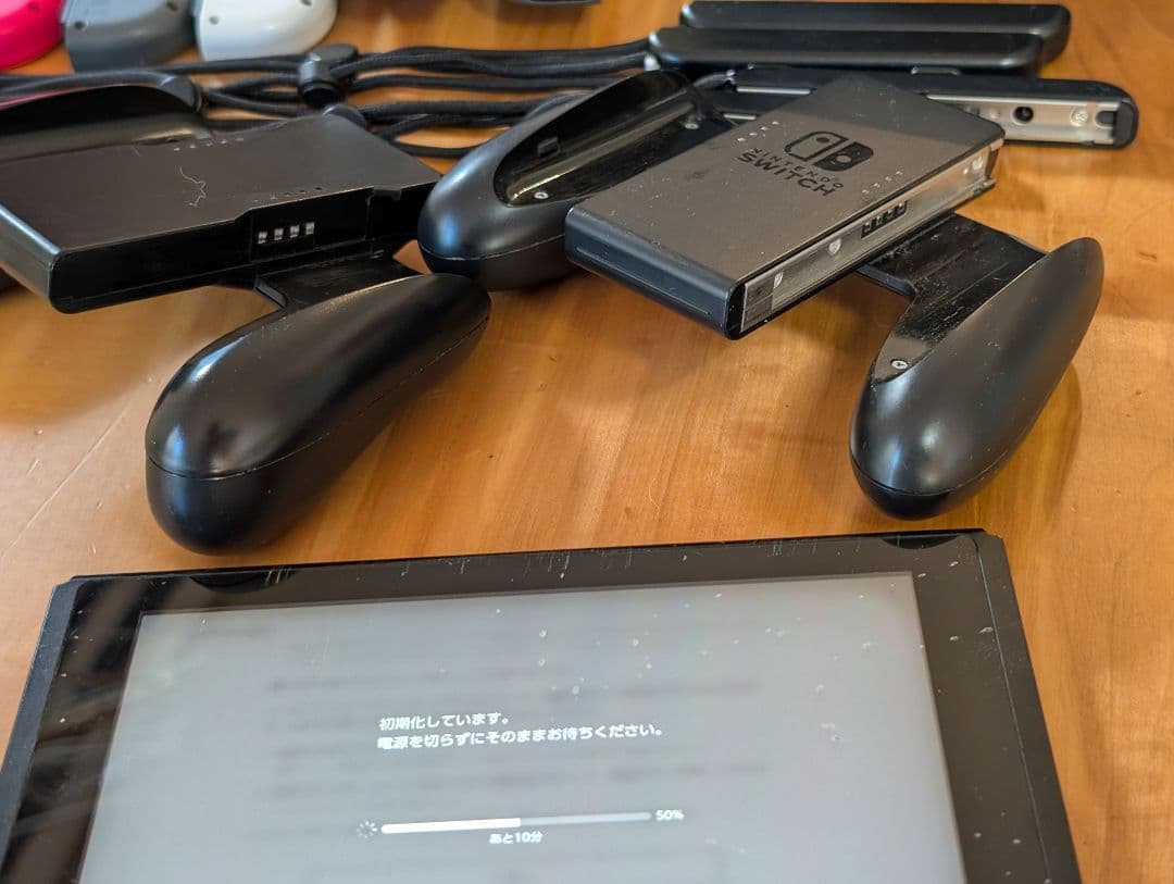 Nintendo Switch 本体 スイッチ　ジョイコン5個　写真のもののみ