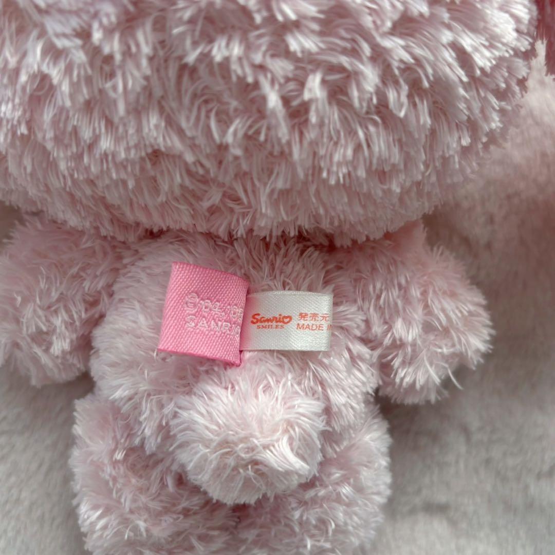 ピンクのウサギのぬいぐるみ