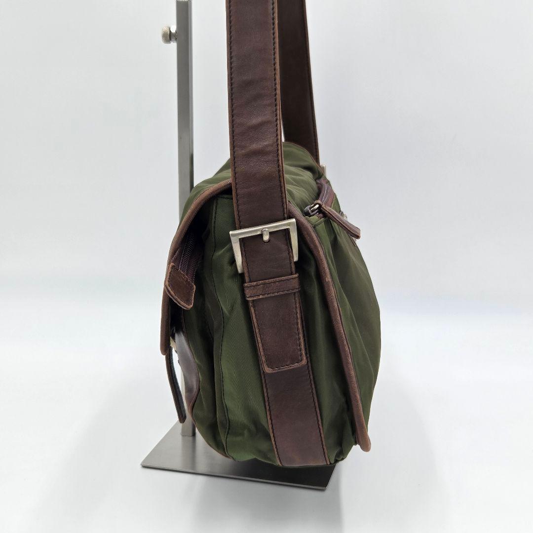 【良品】PRADA ナイロン ショルダーバッグ グリーン ヴィンテージ 肩掛け