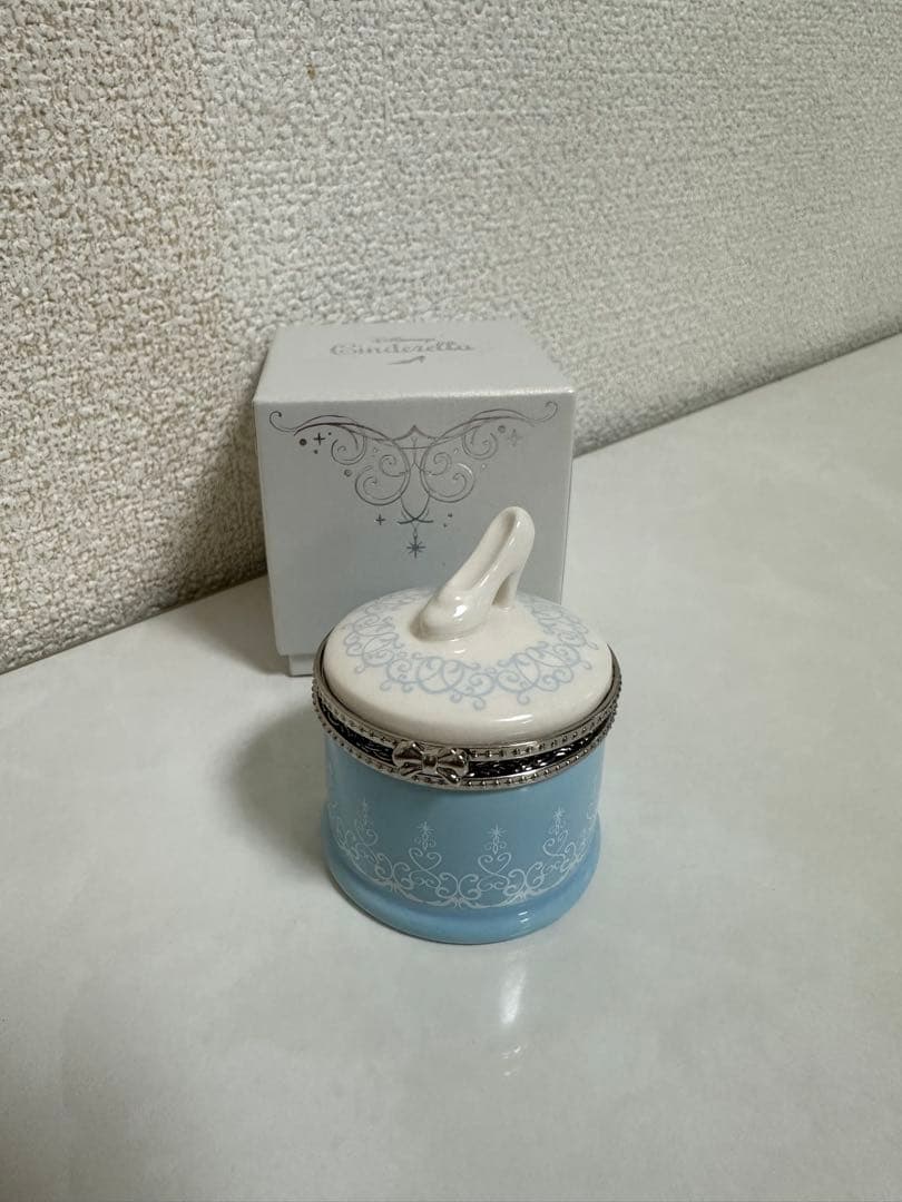 ディズニー シンデレラ 婚約指輪