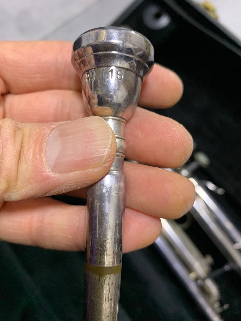 VincentBachMERCEDES トランペット 880SP ケース付き