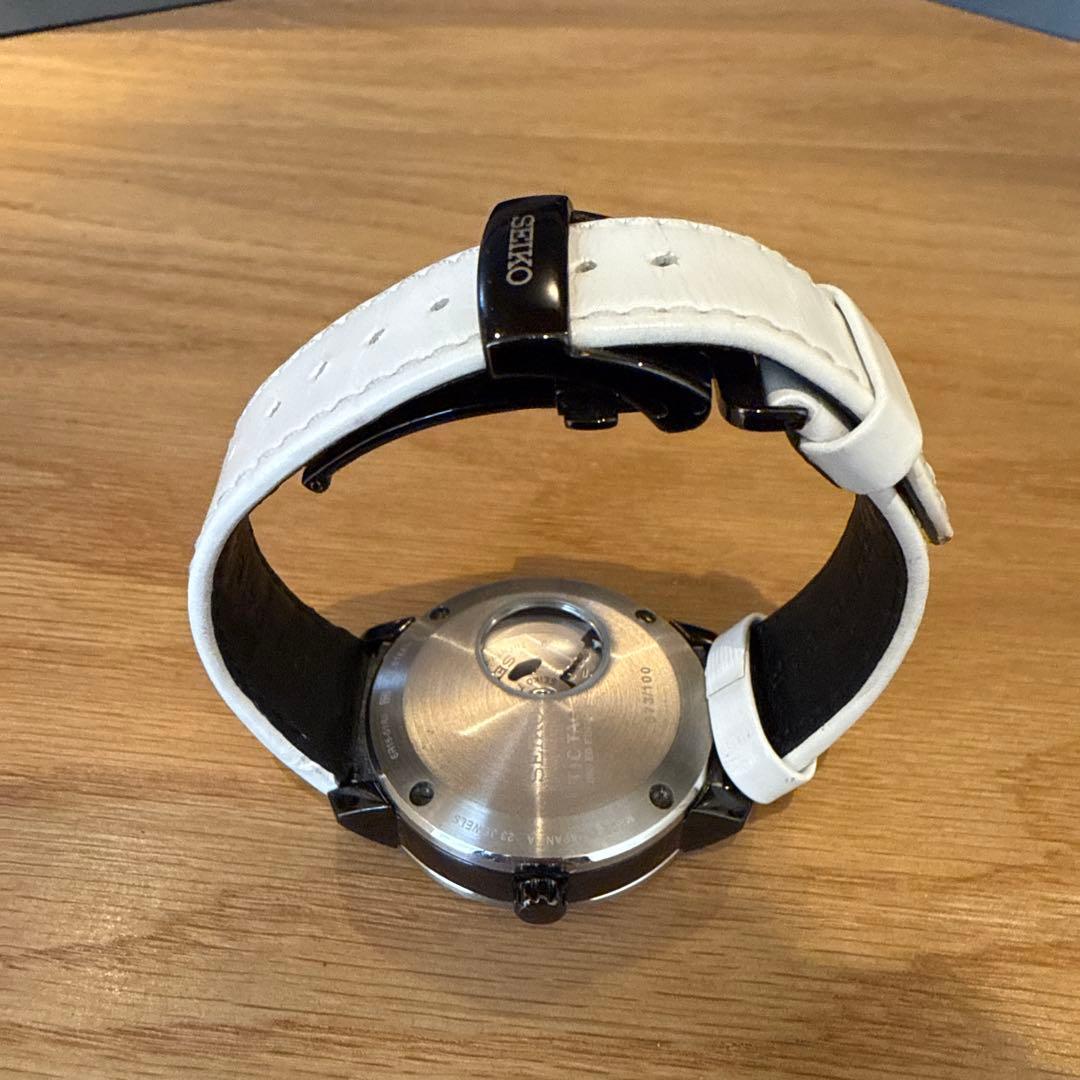 ⭐︎希少⭐︎限定SEIKO ムービングデザイン6R15-01R0 自動巻き時計