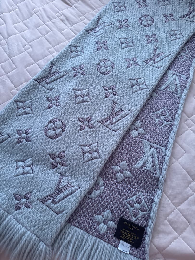 ルイヴィトン マフラー エシャルプ ロゴマニア ライラック グレー×パープル