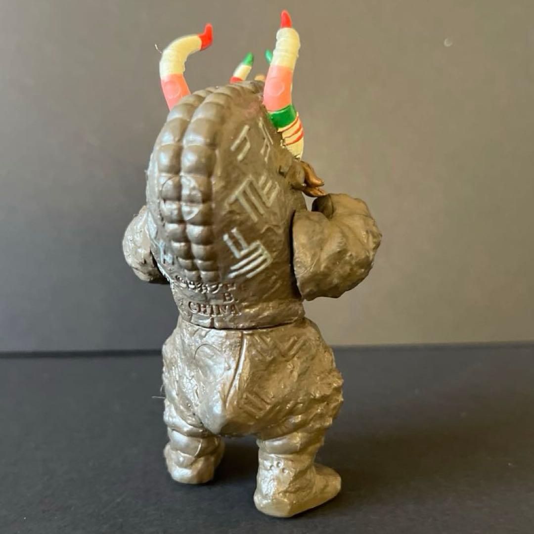 ウルトラセブンに登場のカプセル怪獣 ミクラス、ウィンダム2体セット