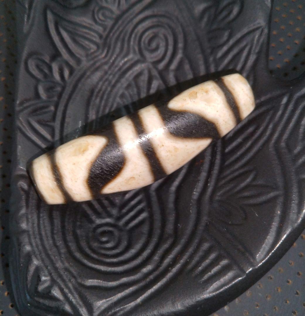 611天珠　湾月　双虎牙天珠　dzibeads！