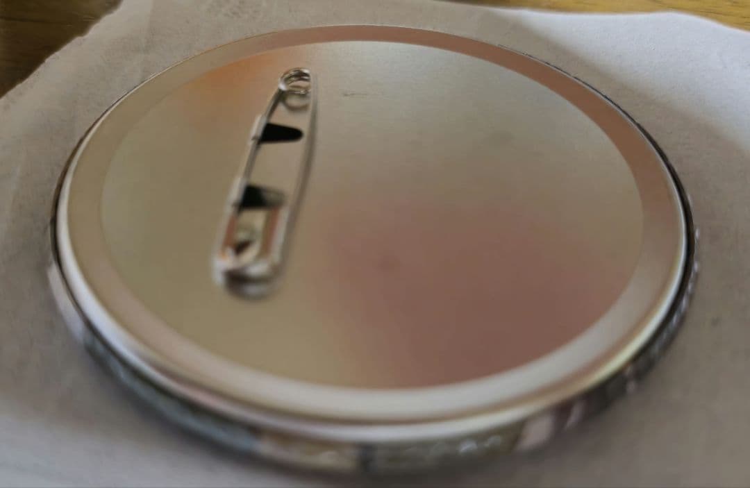 ワンピース 輩 缶バッジ ENGINE