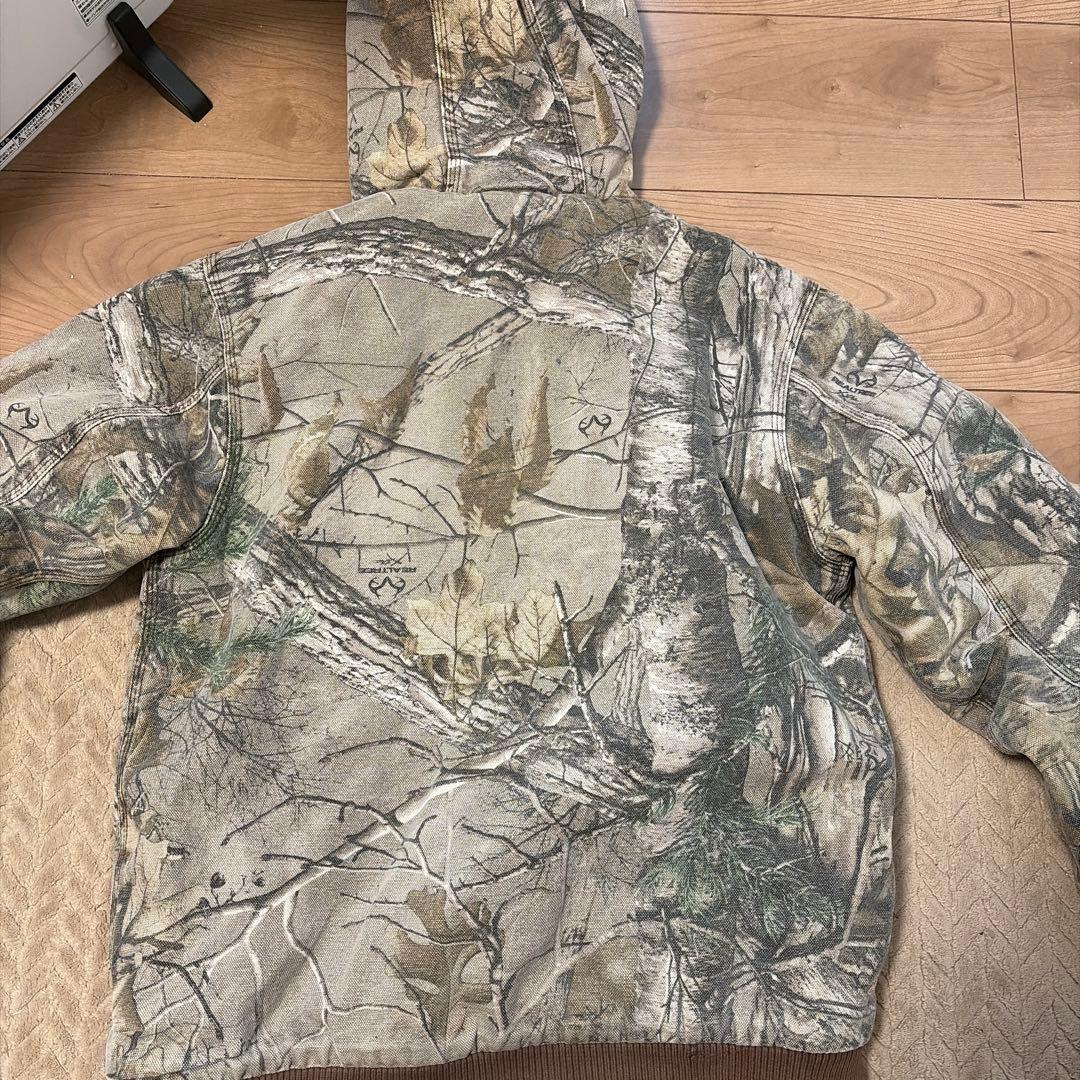 Carhartt 迷彩柄 フード付きジャケット xs s m - メルカリ