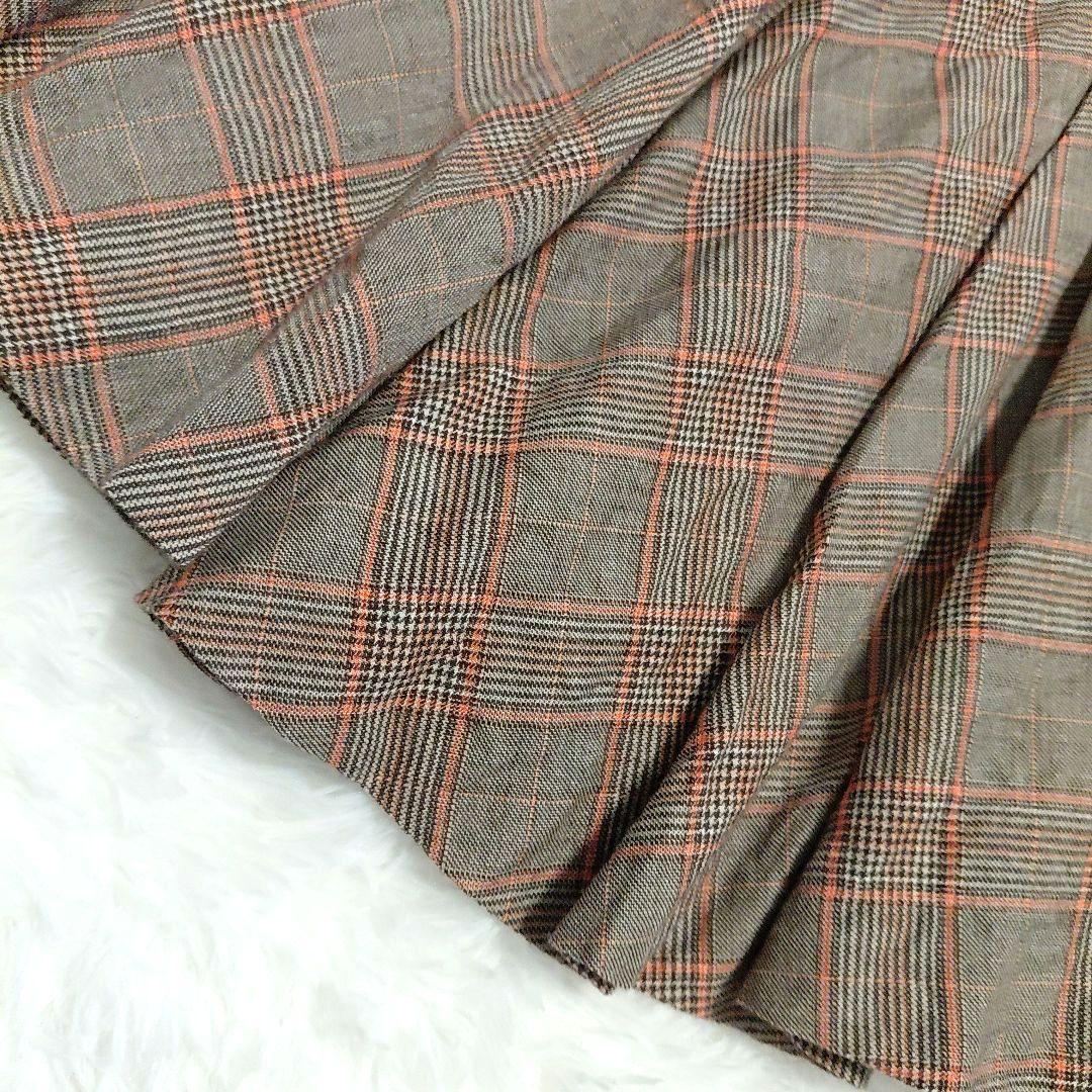 ヴィヴィアン　スカート　ウール　プリーツ チェック　オーヴボタン　裏地ロゴ　L