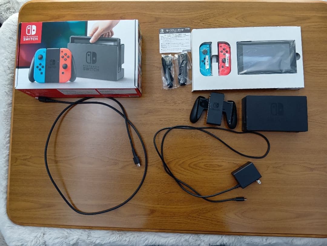 訳あり　Nintendo Switch 本体 ネオンブルー　ネオンレッド