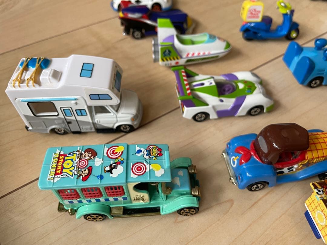 【トイストーリー 】トミカ　ミニカーセット 15点