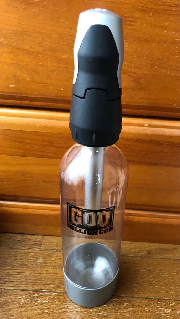 ツイスパソーダ本体（中古）isi ガスカートリッジ新品209本、本体付属品6本