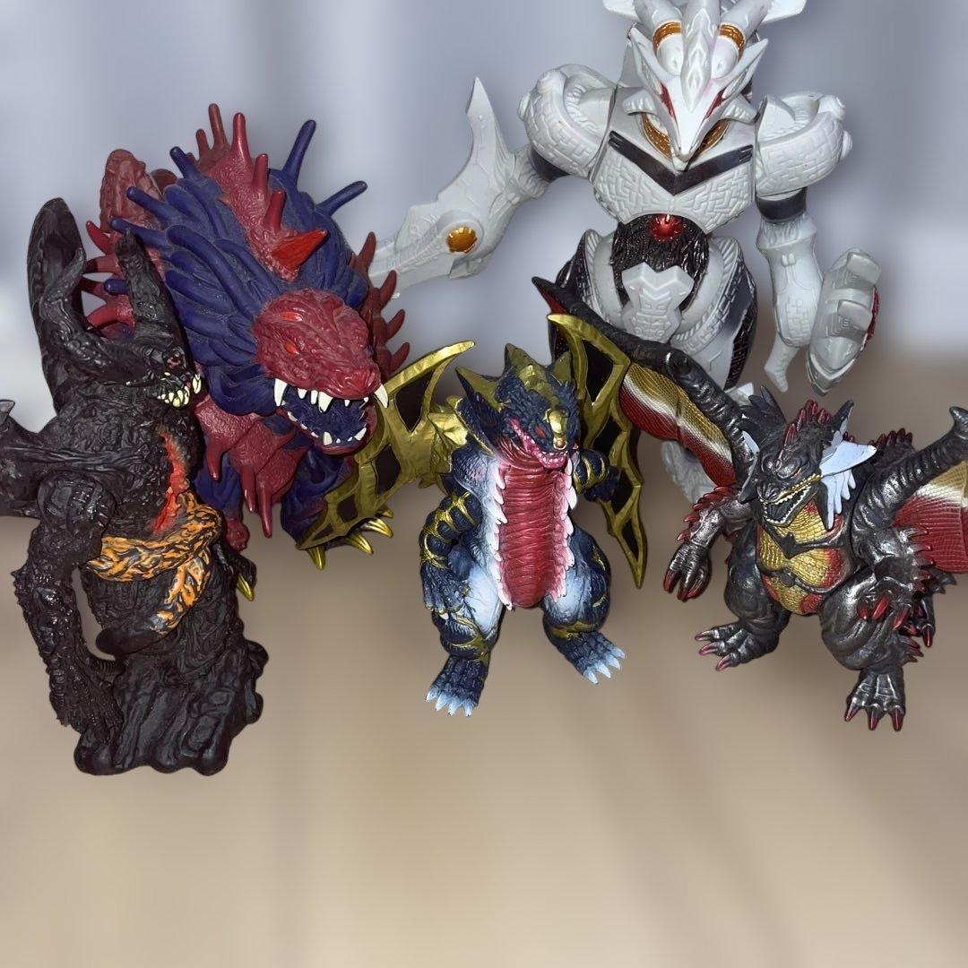 ウルトラマンシリーズ 怪獣DX 5体まとめ売り-公式オンラインストアでの