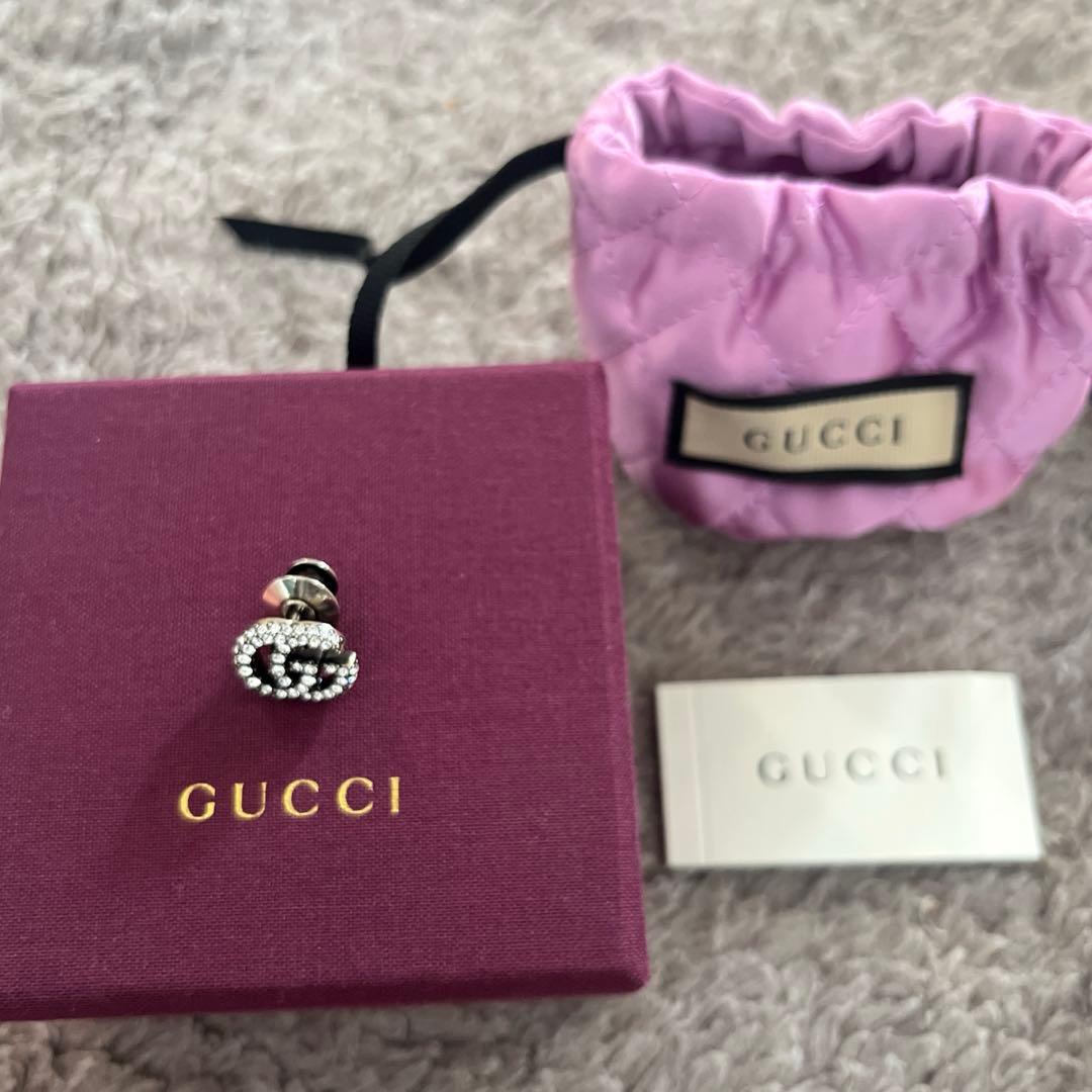 hulagirl 様専用 GUCCI クリスタルダブルGブローチ ピンの通販はau PAY
