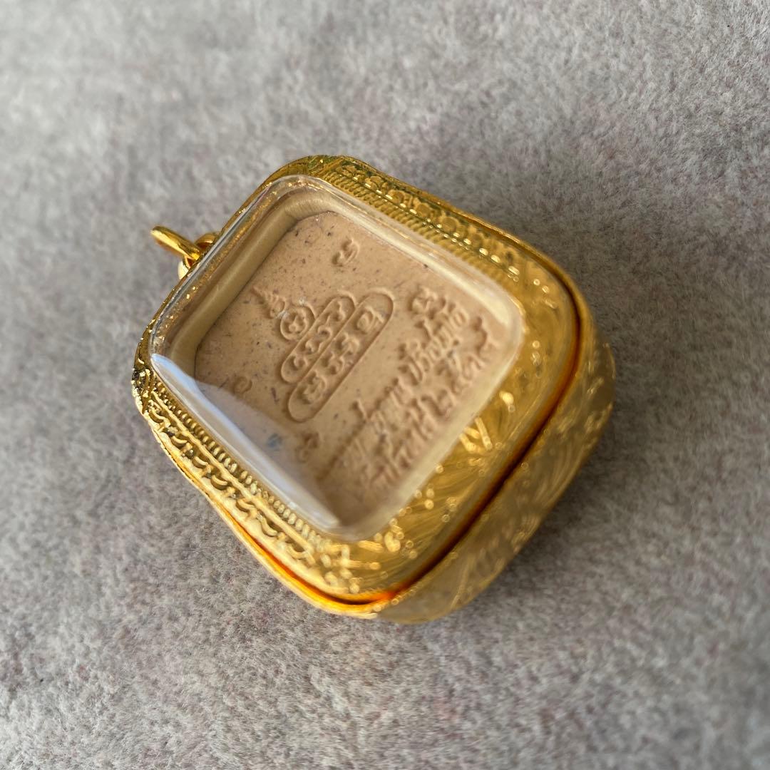 最 安値 でホビー・楽器・アート - プラクルアン LPクーン師 黄金の豚