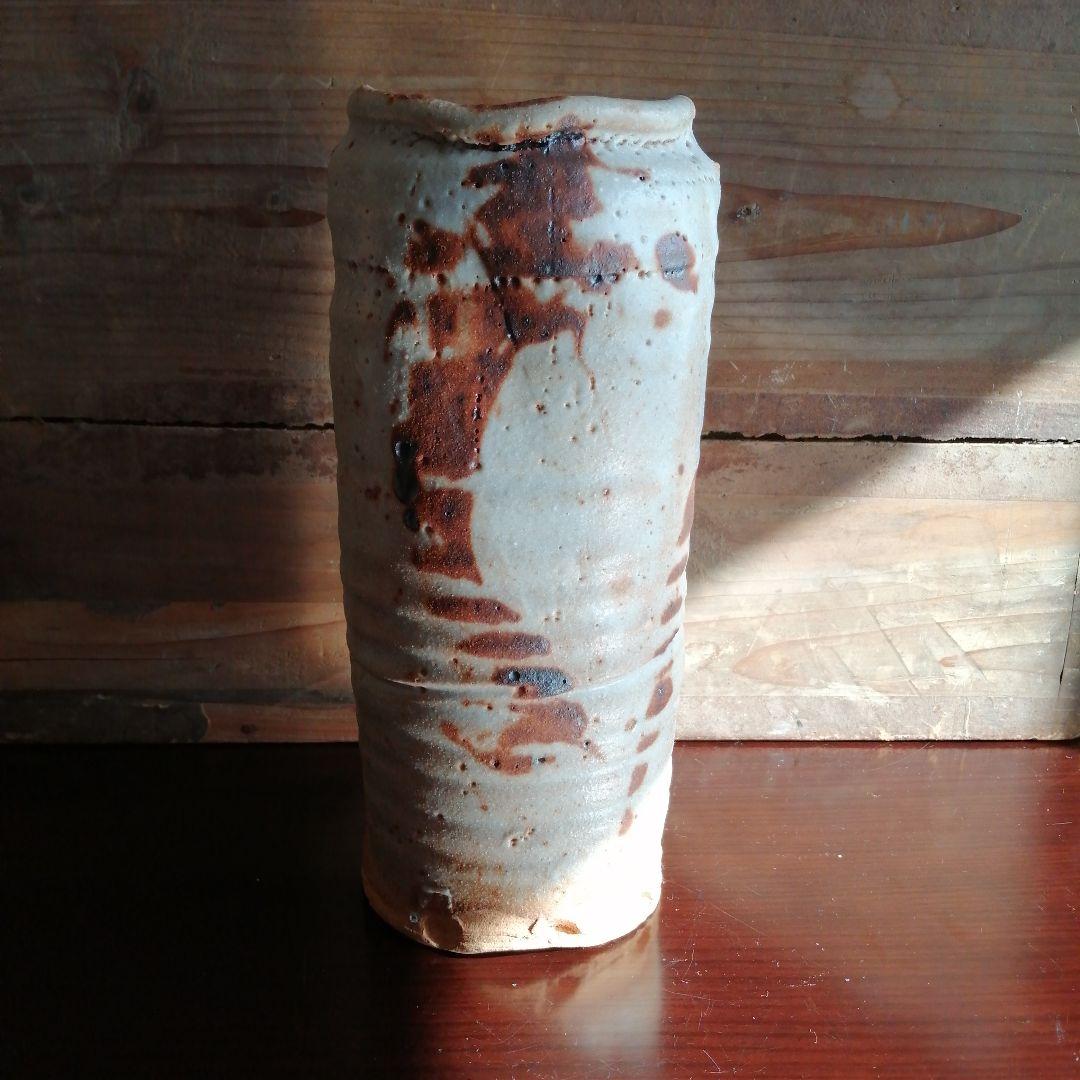 美濃焼 鈴木五郎 志野花入 26cm 美術品・アンティーク・コレクション