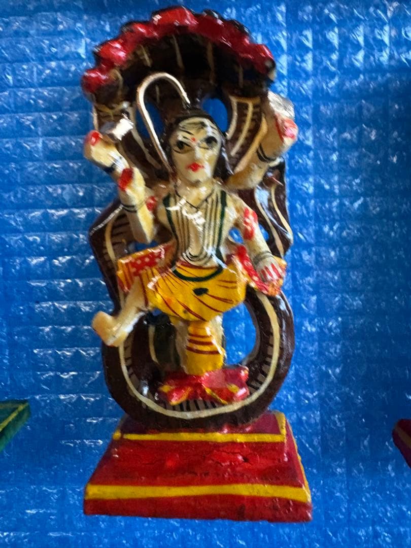 ヒンドゥー教の像 ビシュヌ ハヌマーン ドルガ クリシュナ ブラフマー