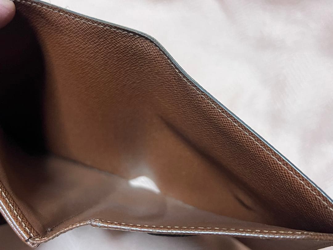 ルイヴィトン　三つ折り財布　モノグラム　ポルトトレゾール M61202