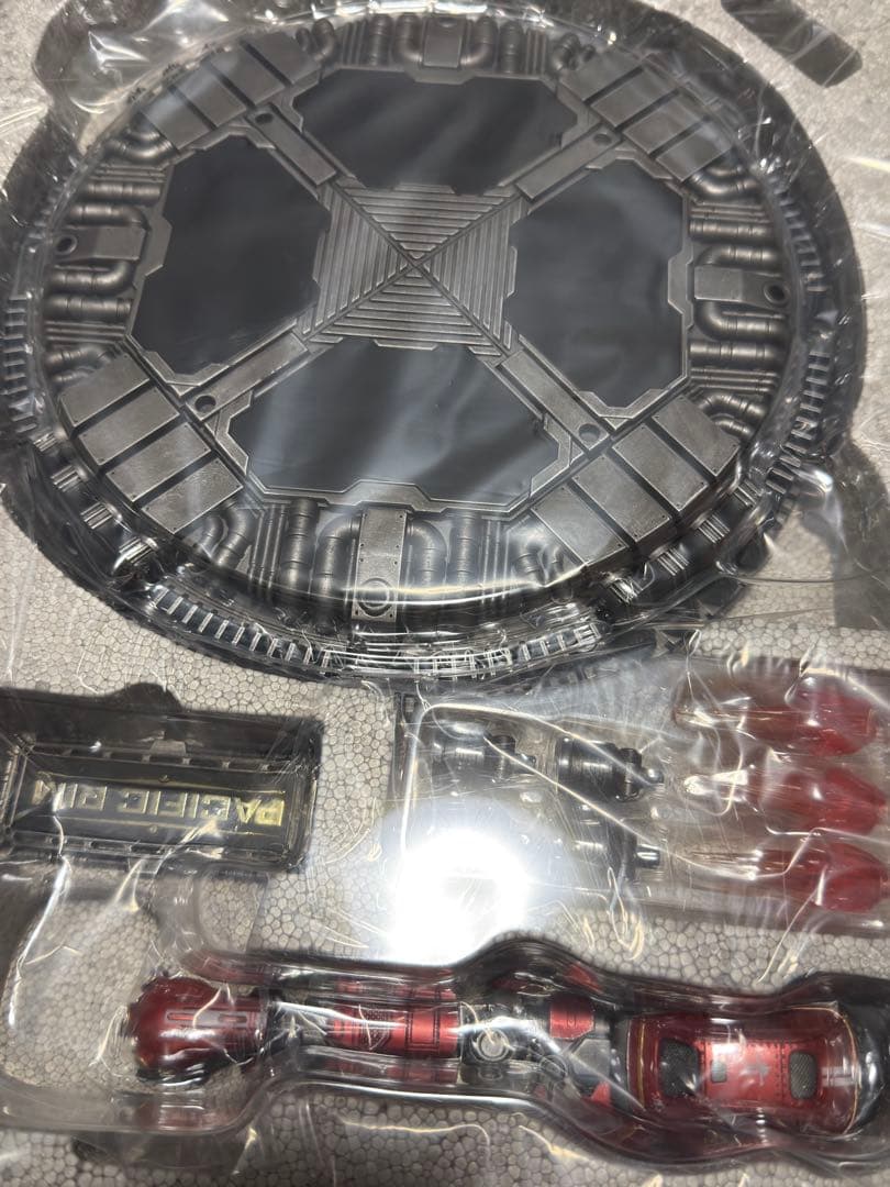 Infinity Studioパシフィック・リム Crimson Typhoon