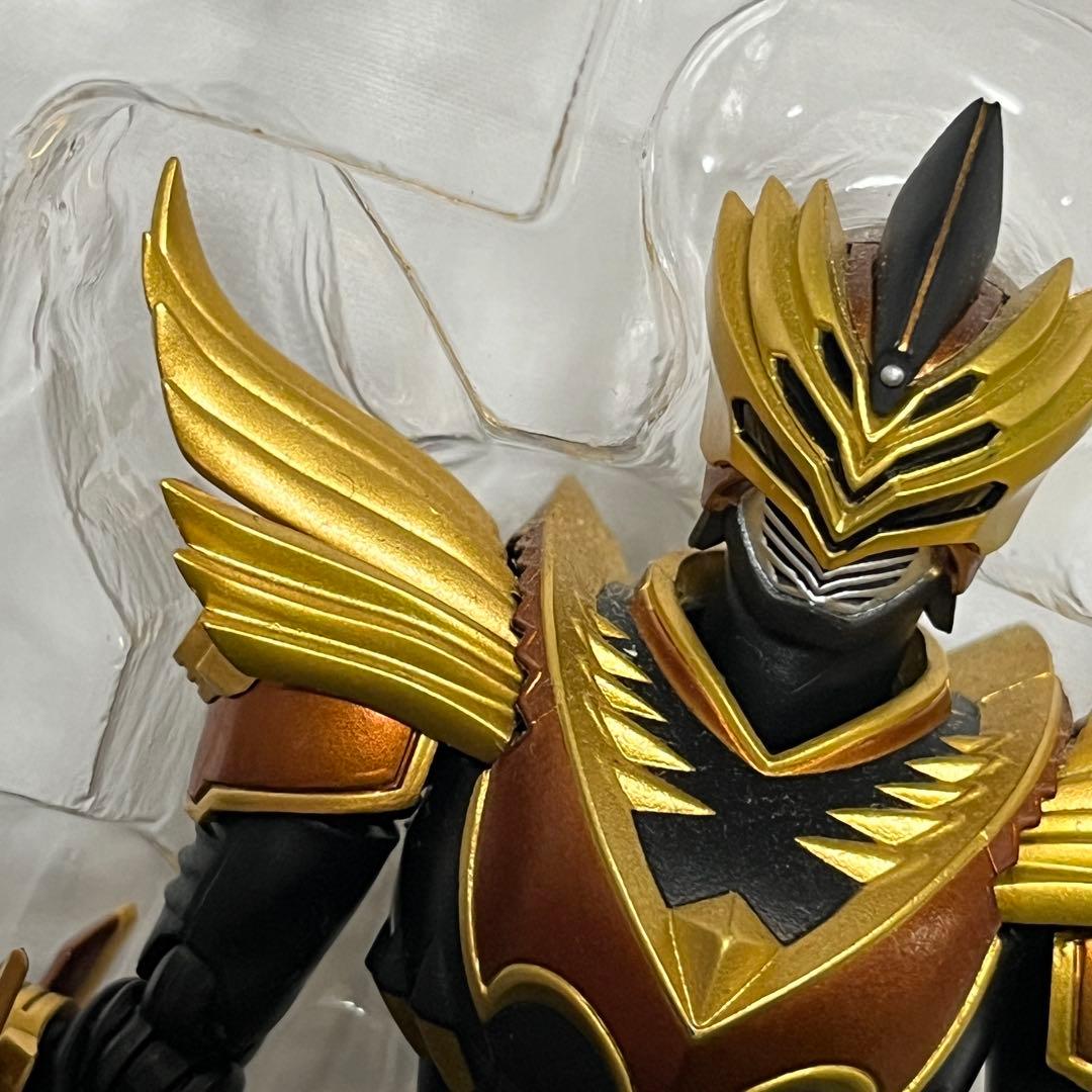 S.H.Figuarts 仮面ライダーオーディン ＆ ゴルトフェニックス