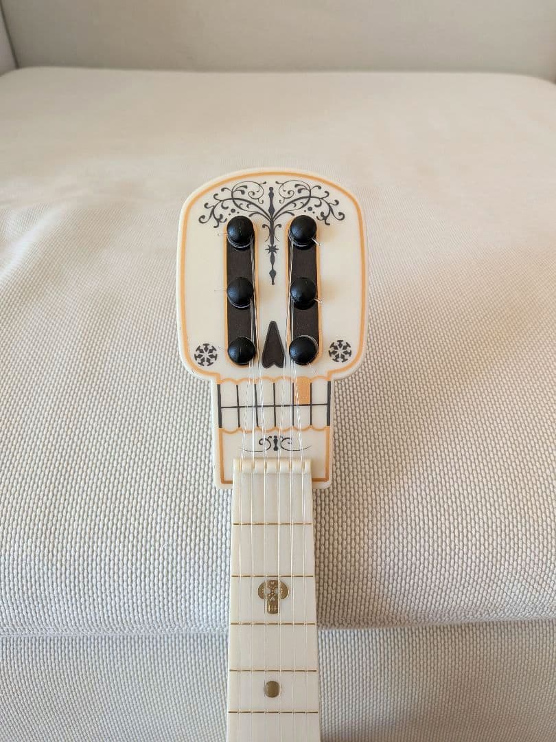 ディズニーパーク リメンバーミーCOCOギター ポップコーン 海外限定