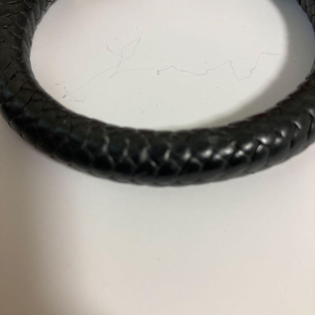 ケルティックタイガーブラックレザー×シルバーバングル