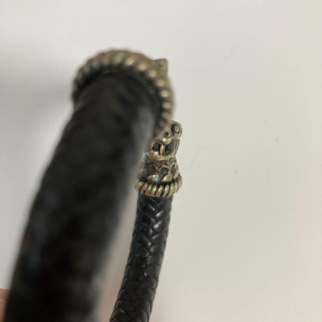 ケルティックタイガーブラックレザー×シルバーバングル