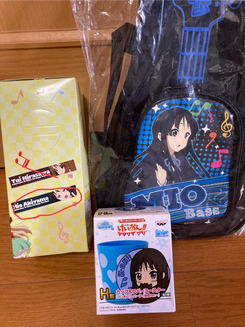 けいおん! 秋山澪 シートクッションレザーウォレット タペストリー VOX