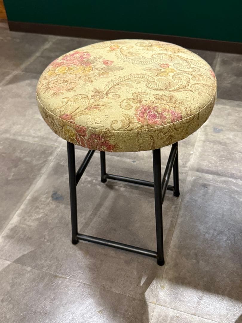 レチェオ様専用】花柄円形スツール アンティーク風 オリジナル 6脚