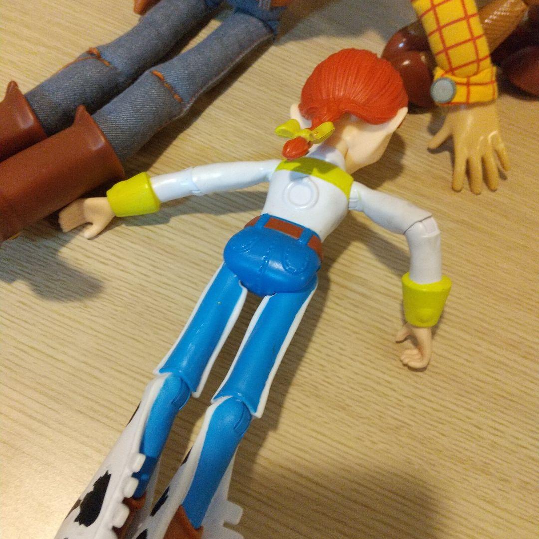 ディズニー　トイストーリー　フィギュア