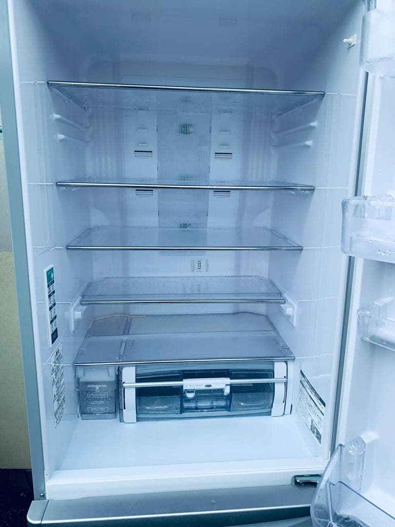 ①✅日立ノンフロン冷凍冷蔵庫✅ ✅R-S370DMV✅送料設置無料