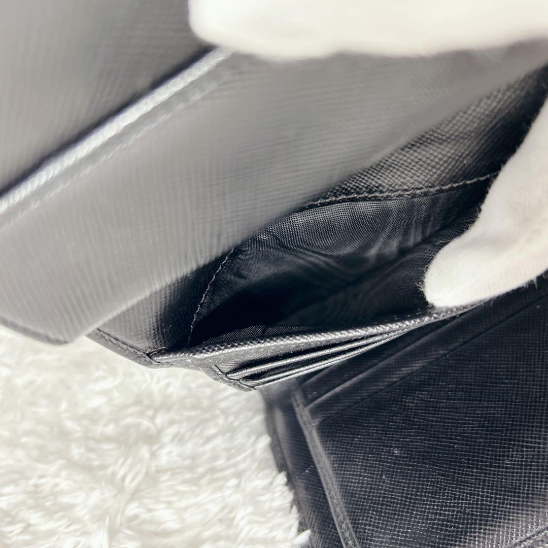 【美品✨️】PRADA プラダ サフィアーノ 三つ折り財布 NERO