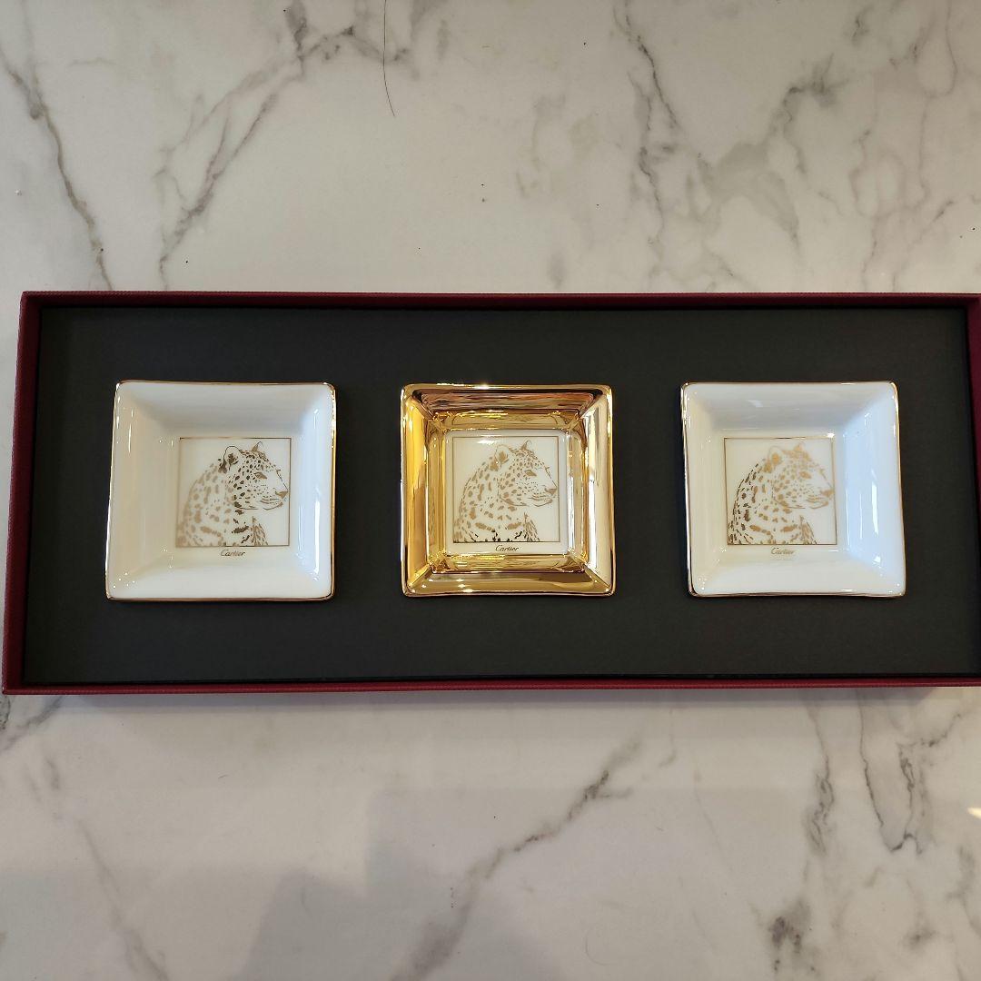 非売品☆Cartier☆トリニティモチーフ☆小皿 3個セット