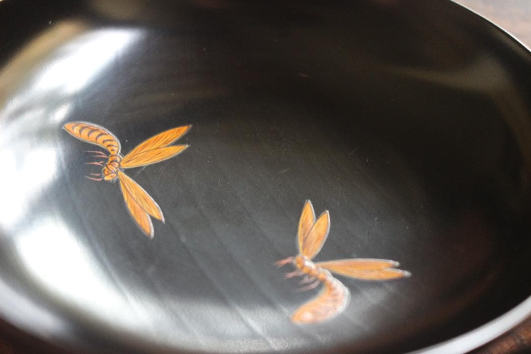 時代逸品！上質黒漆に優美な牡丹見返し蜂蒔絵の映えるお椀2点（検輪島塗蒔絵椀雑煮椀