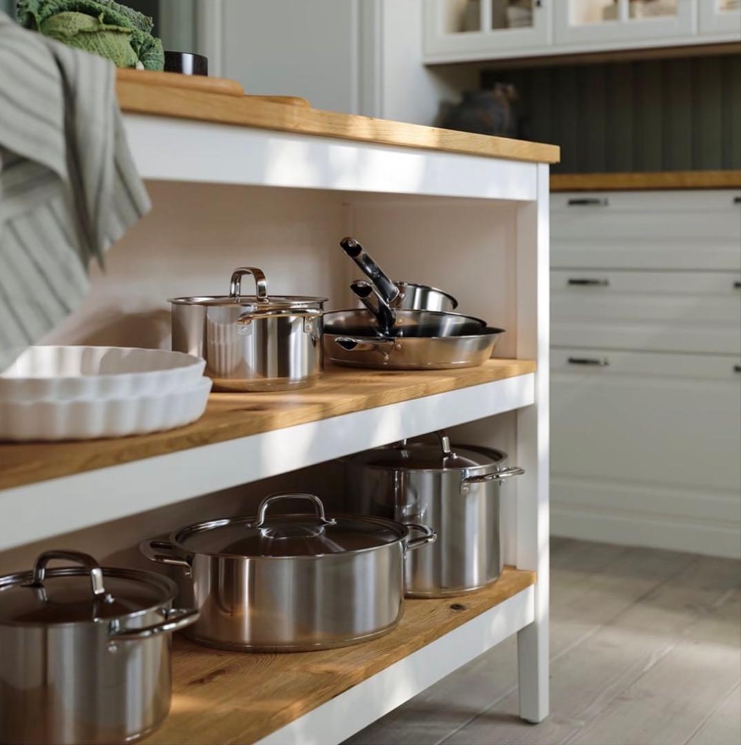 IKEA TORNVIKEN（トルンヴィーケン）テーブル・アイランドキッチン