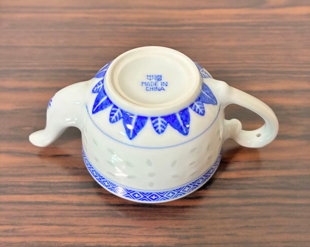 透かし彫り 蛍手 見込みに菊 染付 中国茶器セット 急須と茶碗5個 骨董