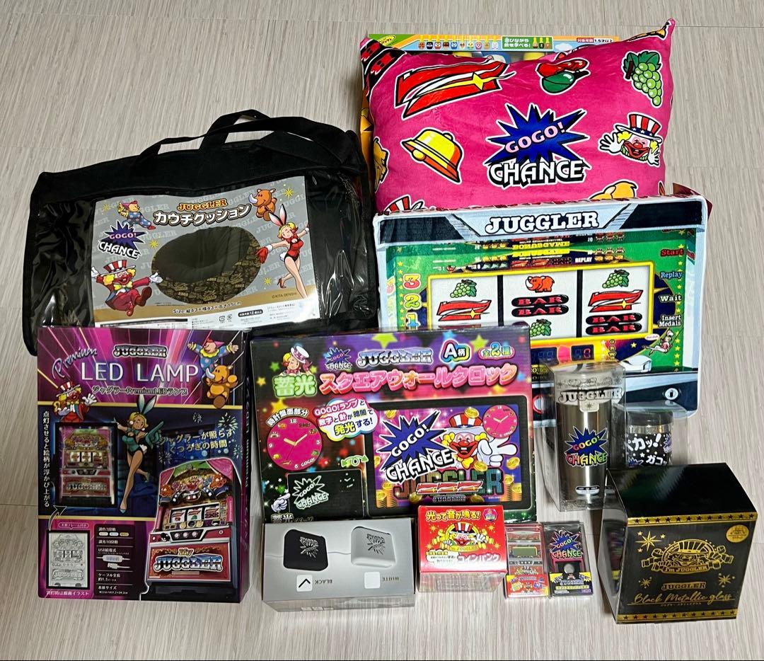 ジャグラー まとめ売り 12点セット 加湿器 コインバンク クッション etc
