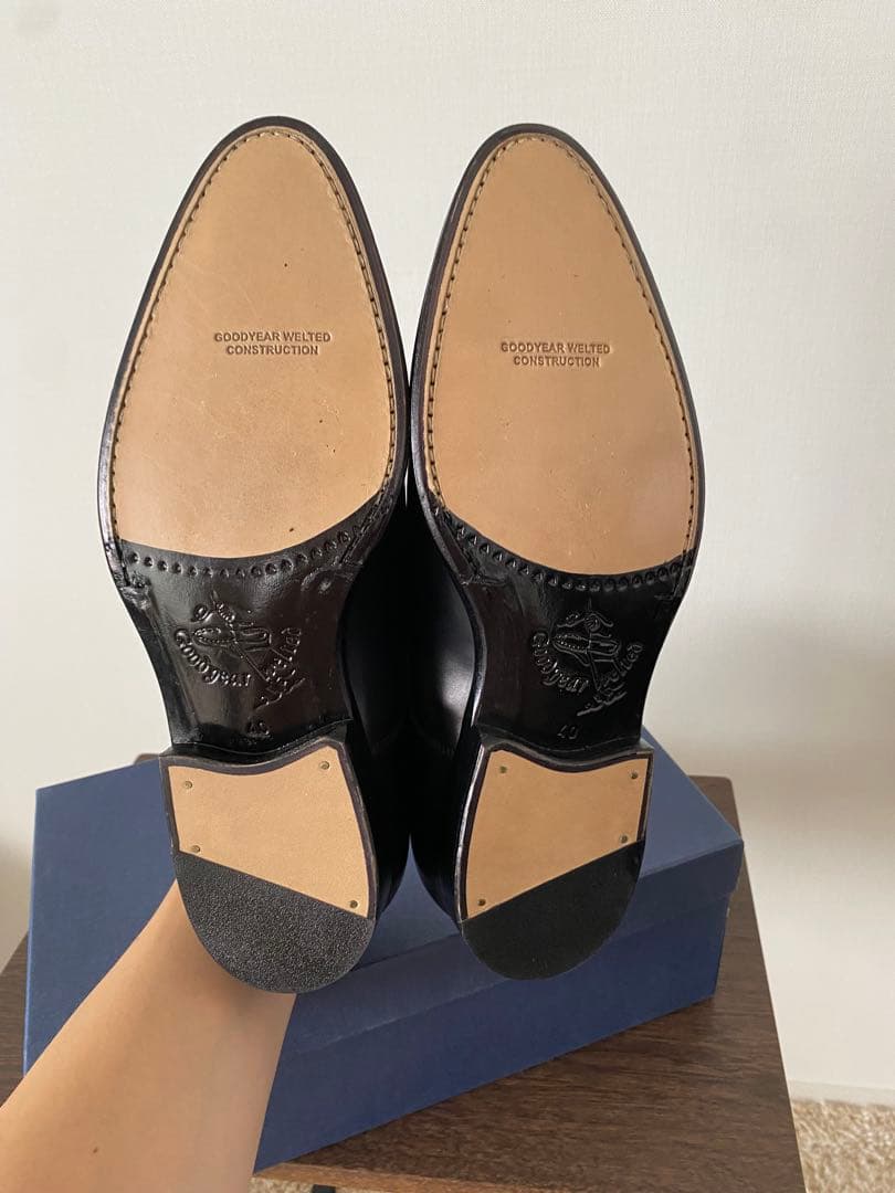 ジャランスリワヤ　黒　ストレートチップ　40